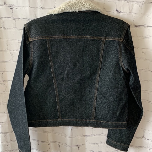 Women’s Jean Jacket - Picture 10 of 11